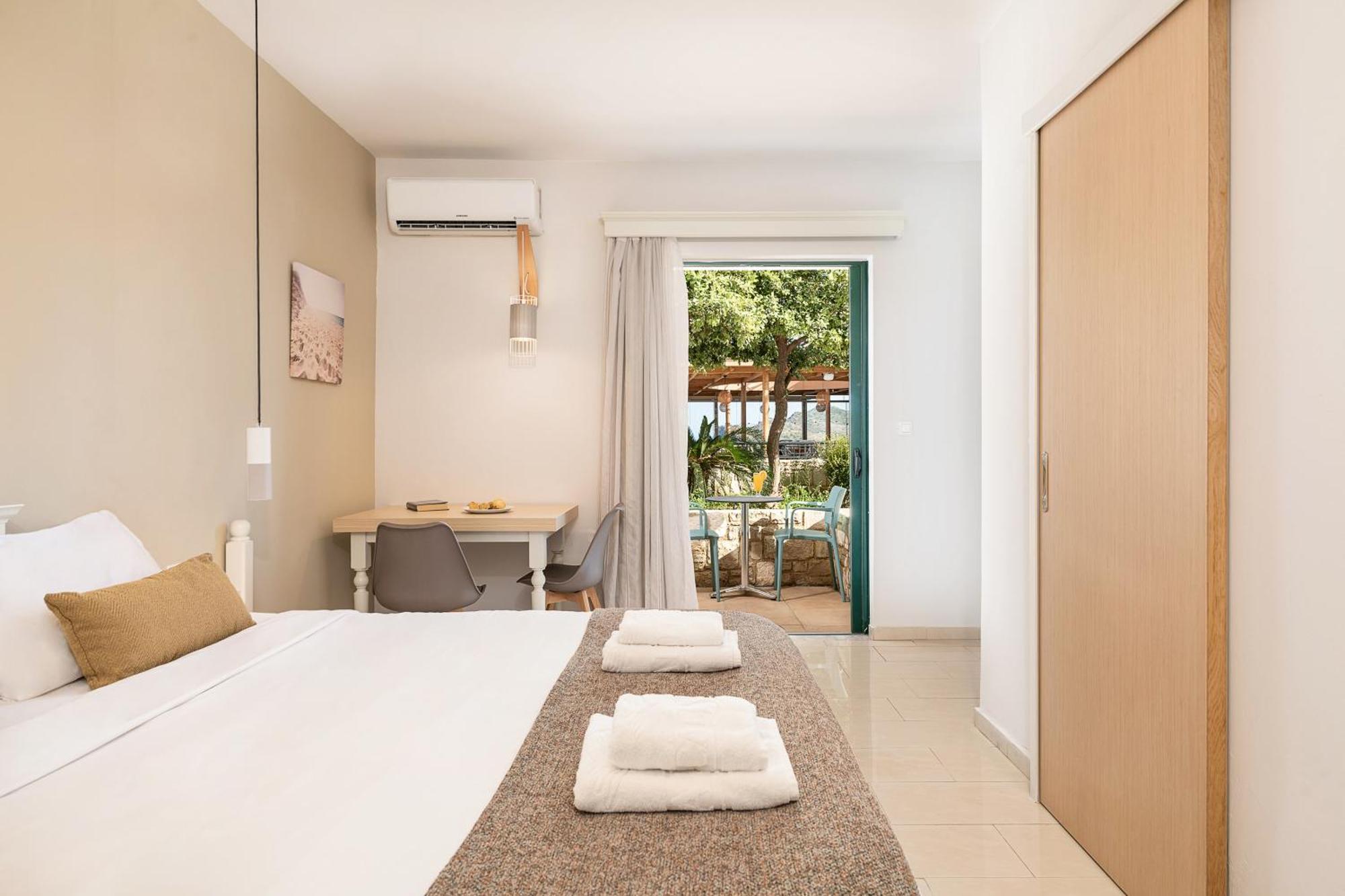 Caldera Village Agia Marina  Phòng bức ảnh
