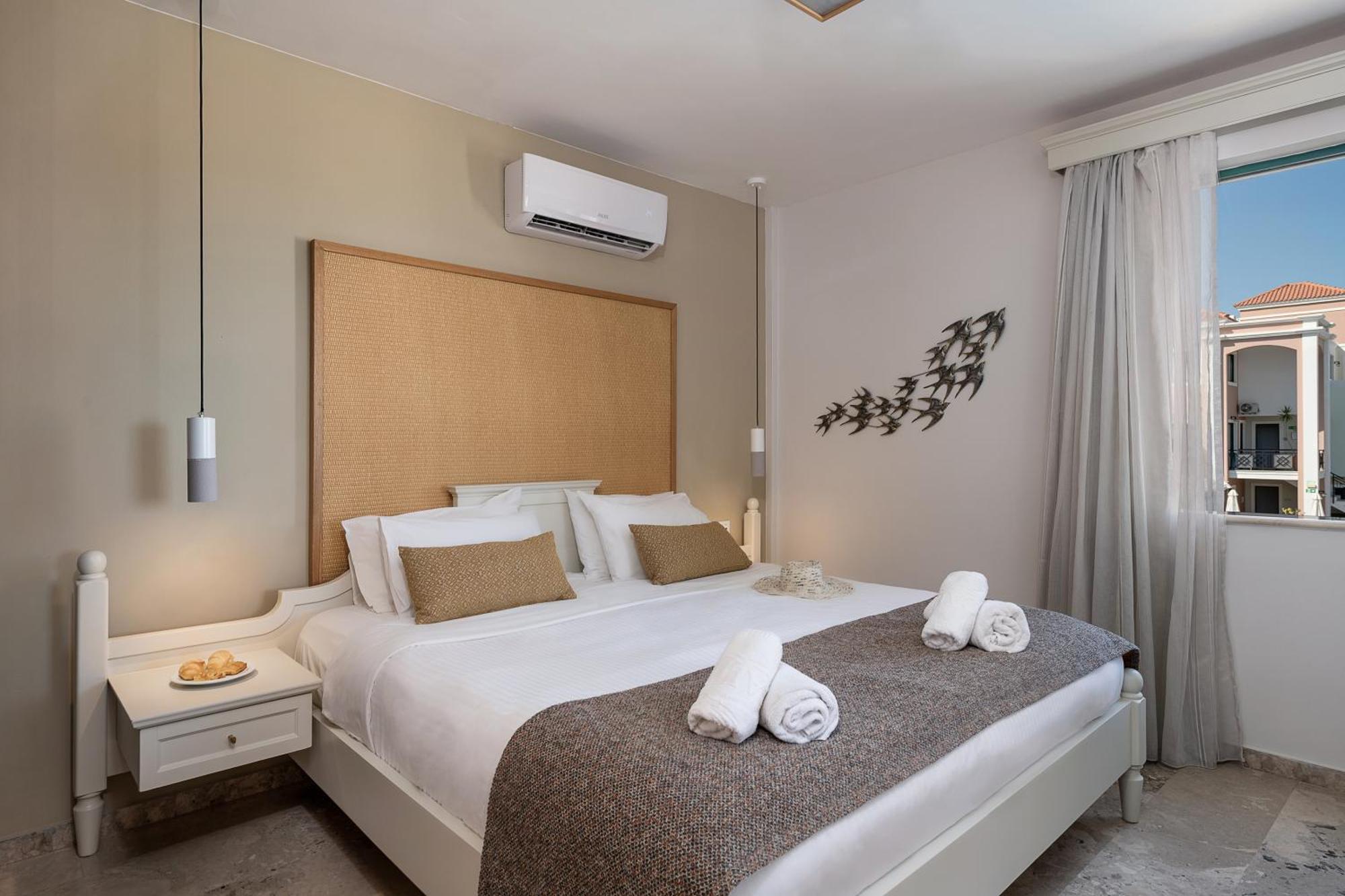 Caldera Village Agia Marina  Phòng bức ảnh